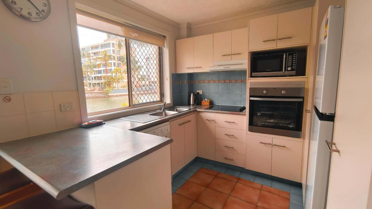 Apartment K Surfers Paradise Gold Coast