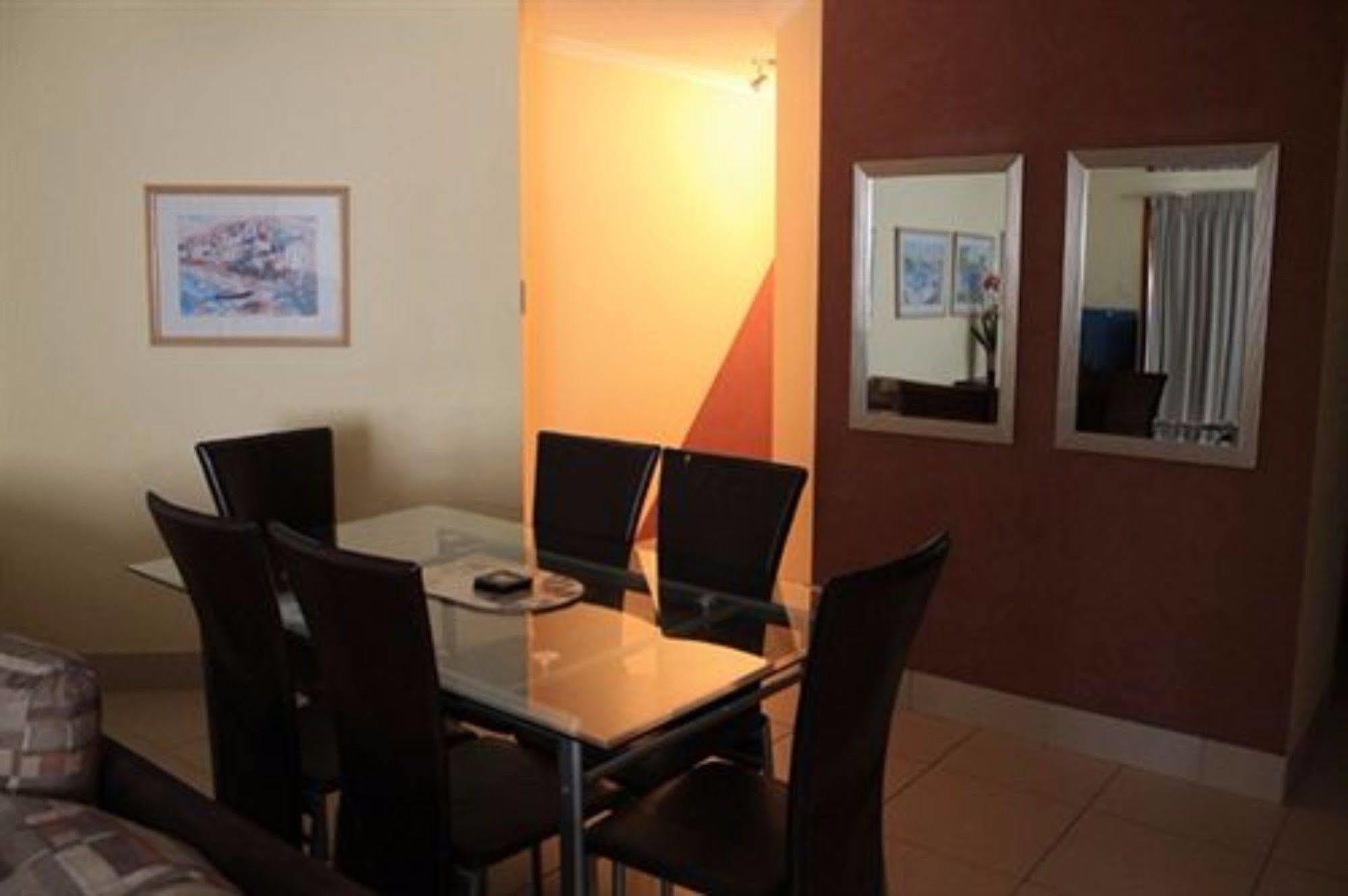 Apartment K Surfers Paradise